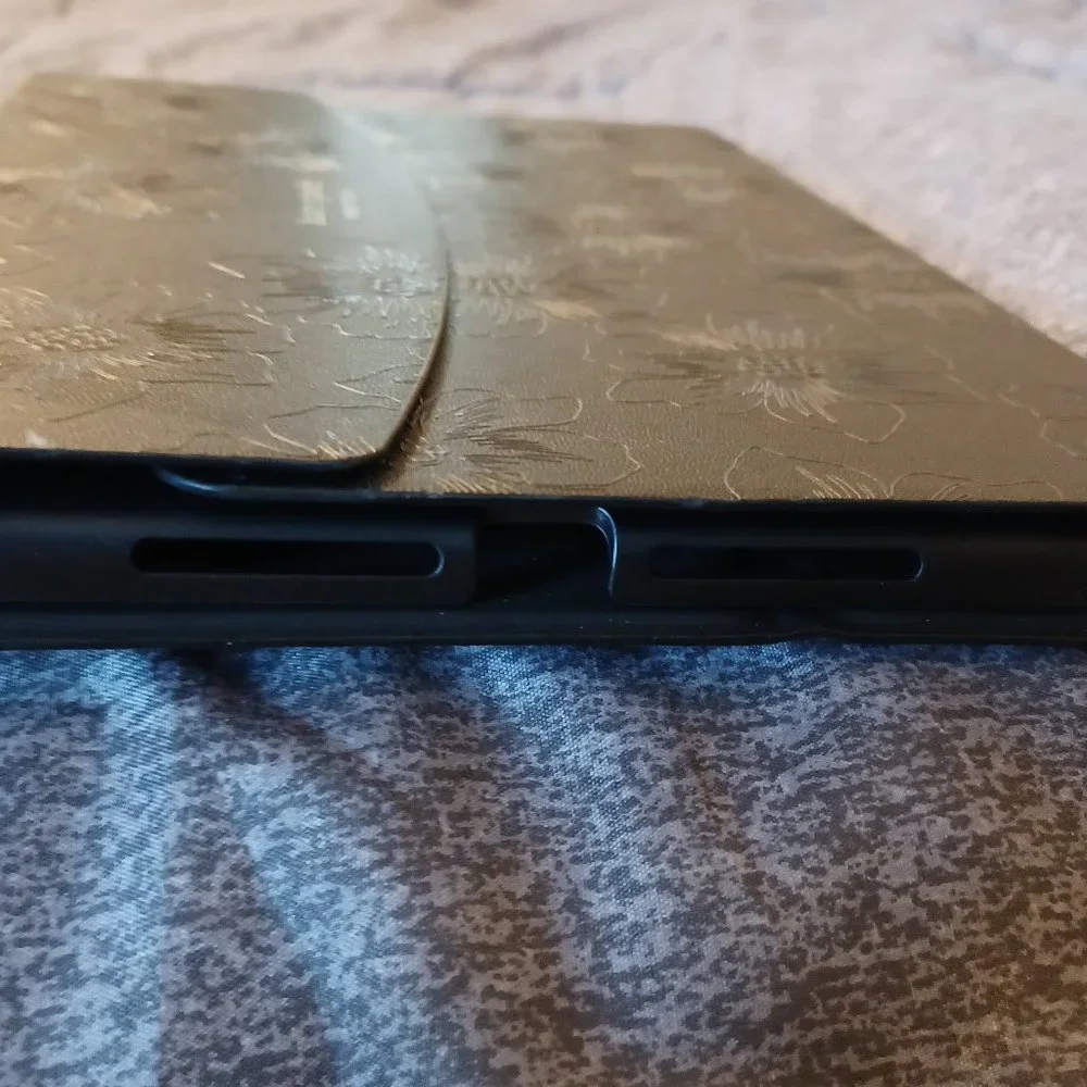 Kate Spade Black Tablet Case LIKE NEW